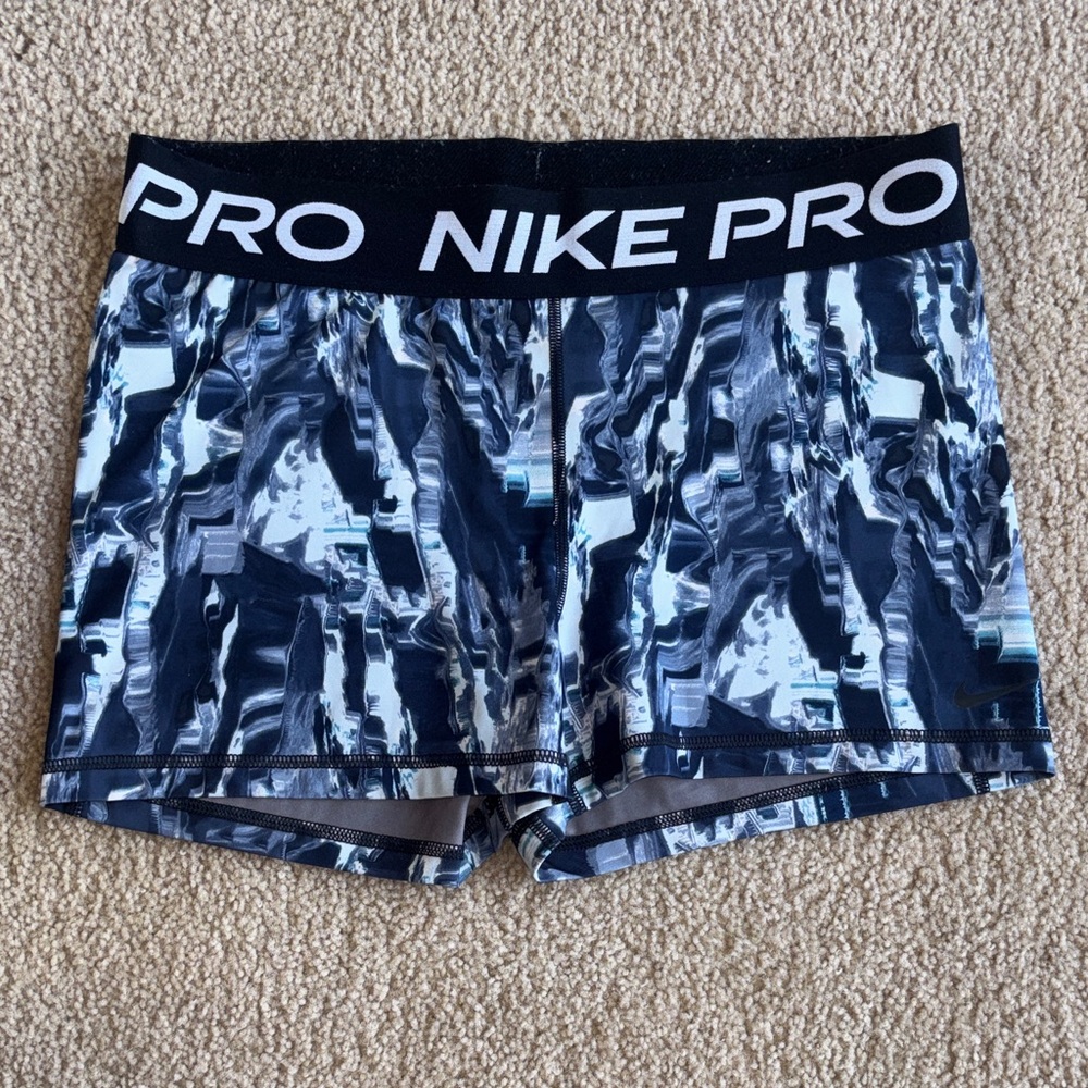 Nike Pro Black & White Abstract Compression Shorts - 3 Inch